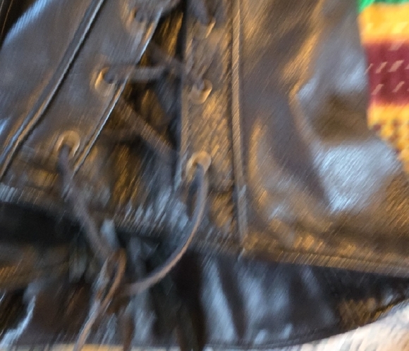 Women's Black Fringe Leather Jacket - Stylish Western-Inspired - Picture 9 of 10